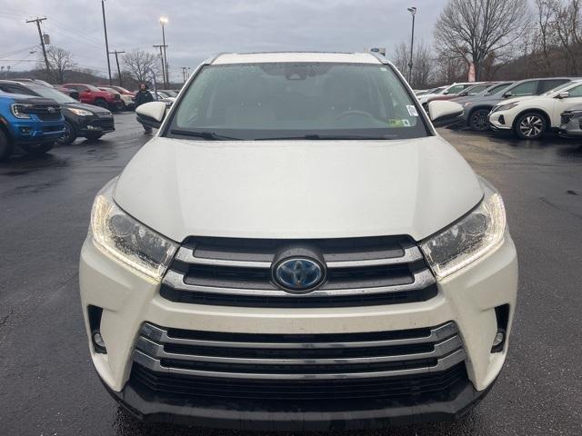 used 2019 Toyota Highlander Hybrid car, priced at $28,177