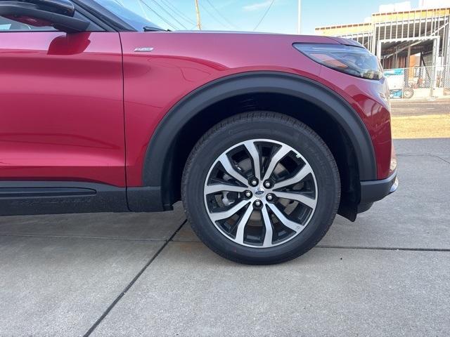 new 2025 Ford Explorer car, priced at $49,860