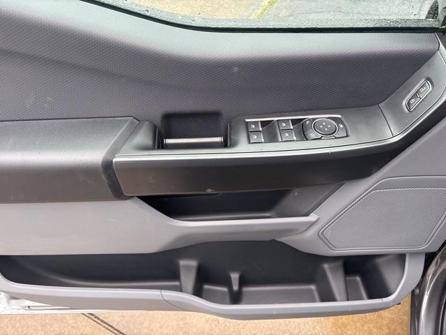 new 2025 Ford F-150 car, priced at $40,598