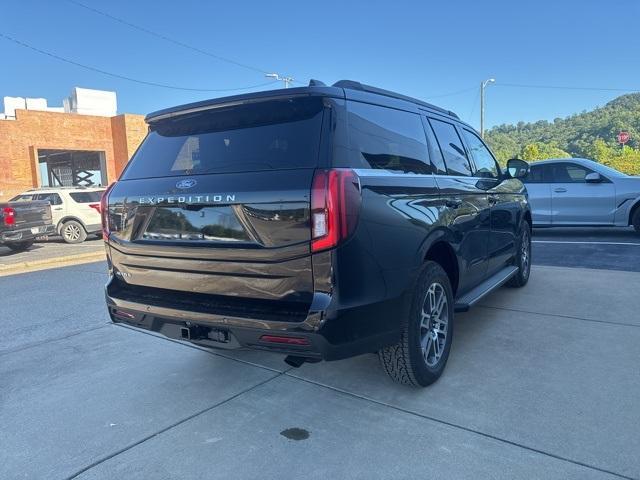 new 2025 Ford Expedition car, priced at $73,130