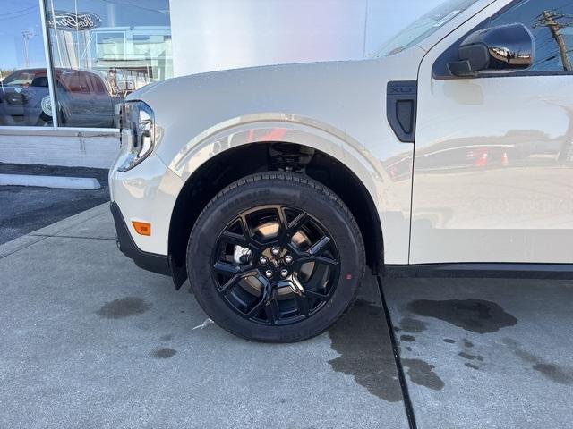 new 2025 Ford Maverick car, priced at $32,922