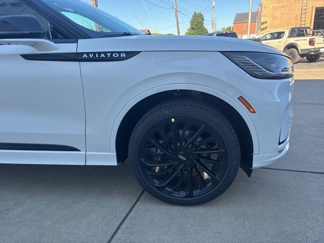 new 2025 Lincoln Aviator car, priced at $81,860