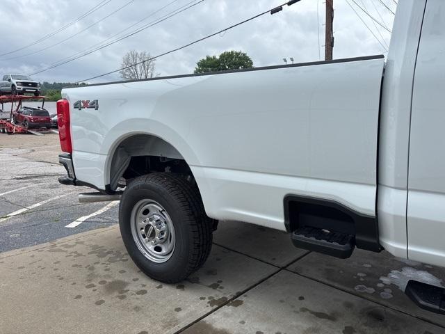 new 2025 Ford F-250 car, priced at $53,600