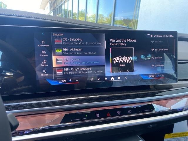 new 2025 BMW 760 car, priced at $131,055