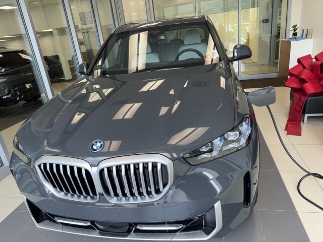 new 2026 BMW X5 PHEV car, priced at $84,525