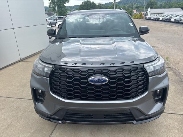 new 2025 Ford Explorer car, priced at $47,604