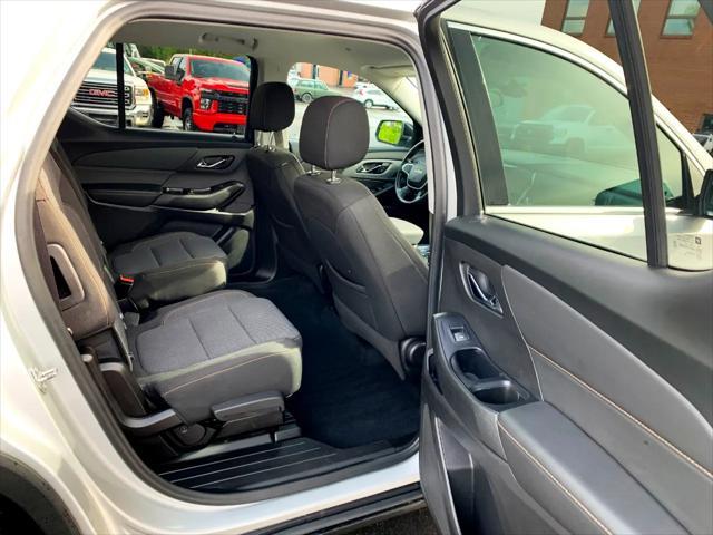 used 2021 Chevrolet Traverse car, priced at $25,500