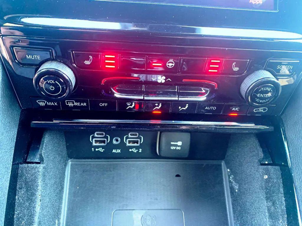used 2022 Jeep Grand Cherokee L car, priced at $29,900