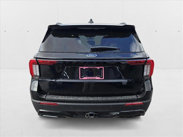 new 2025 Ford Explorer car, priced at $39,406