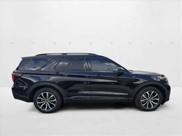 new 2025 Ford Explorer car, priced at $39,406