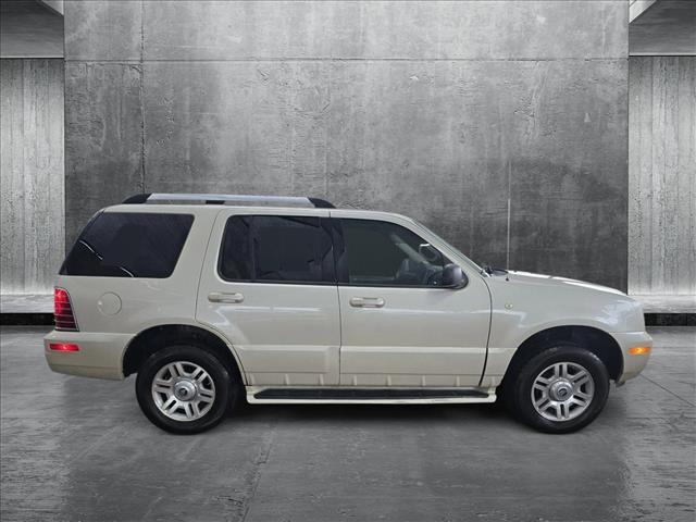 used 2005 Mercury Mountaineer car, priced at $8,909