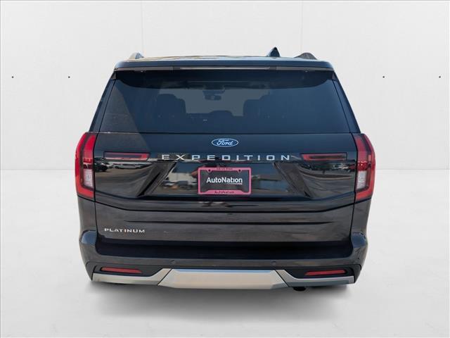 new 2025 Ford Expedition car, priced at $76,302