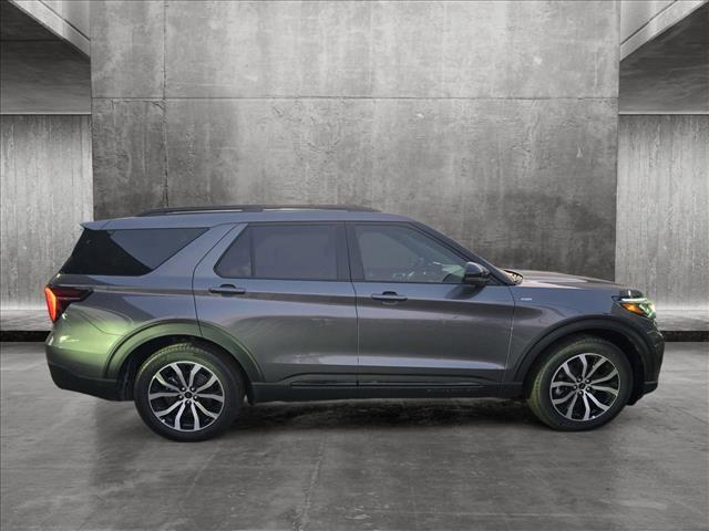 new 2025 Ford Explorer car, priced at $41,979