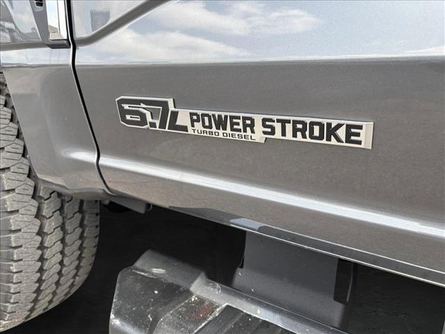new 2025 Ford F-250 car, priced at $71,200