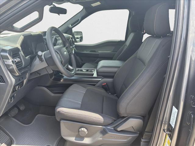 new 2025 Ford F-150 car, priced at $41,318