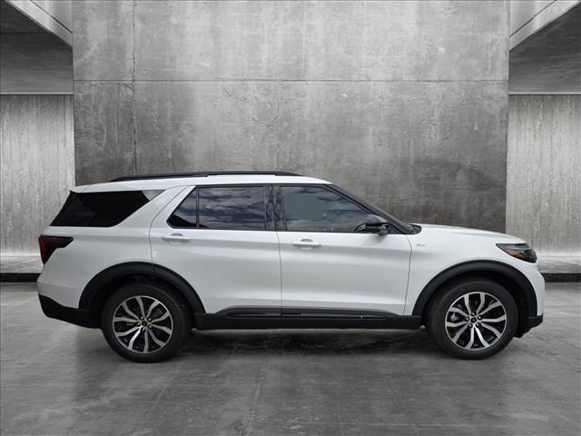 new 2025 Ford Explorer car, priced at $40,153