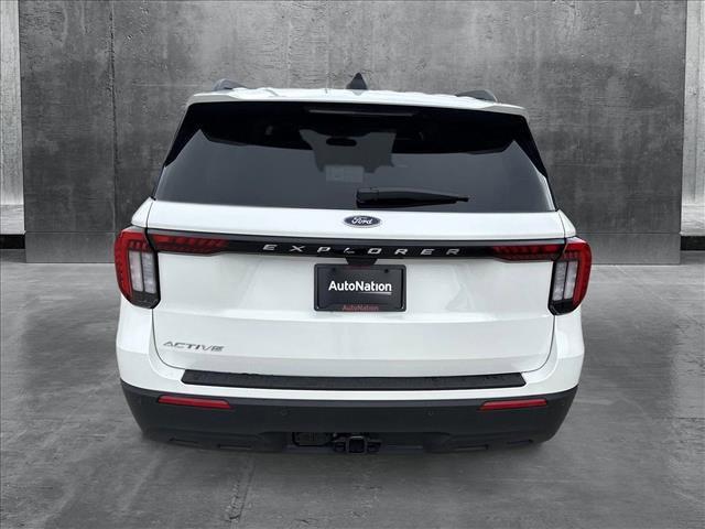 new 2025 Ford Explorer car, priced at $37,676
