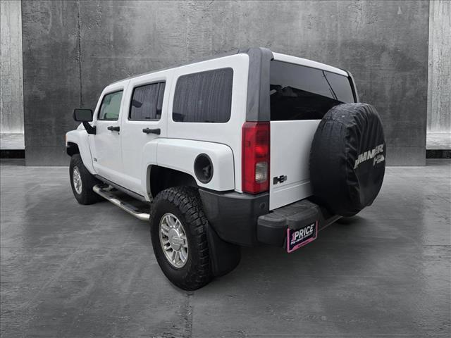 used 2009 Hummer H3 car, priced at $11,879