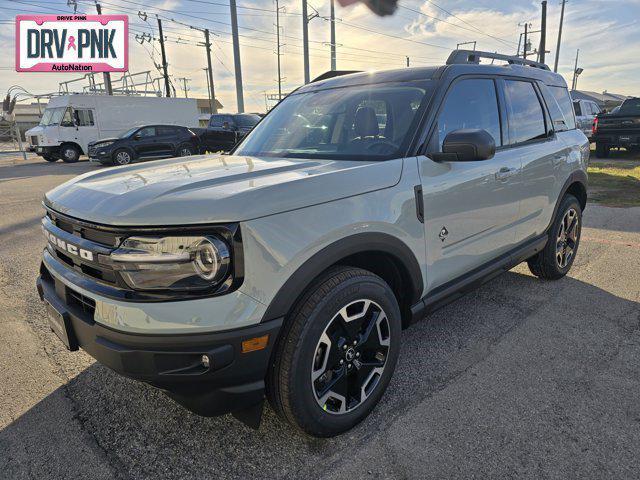 new 2024 Ford Bronco Sport car, priced at $35,177