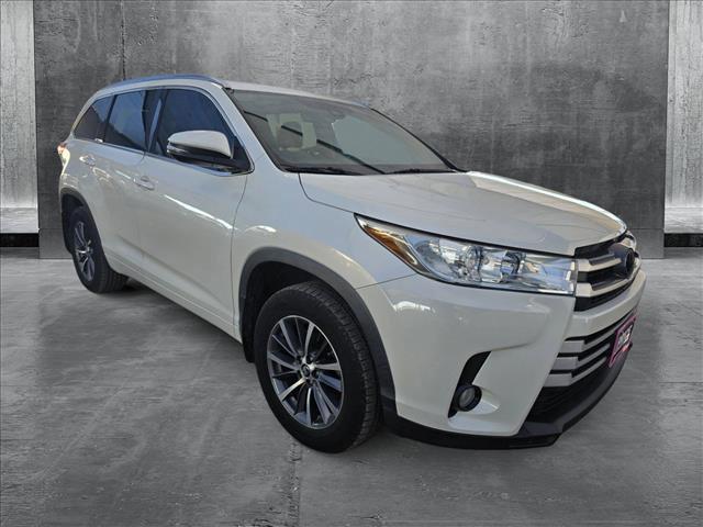 used 2017 Toyota Highlander car, priced at $22,495