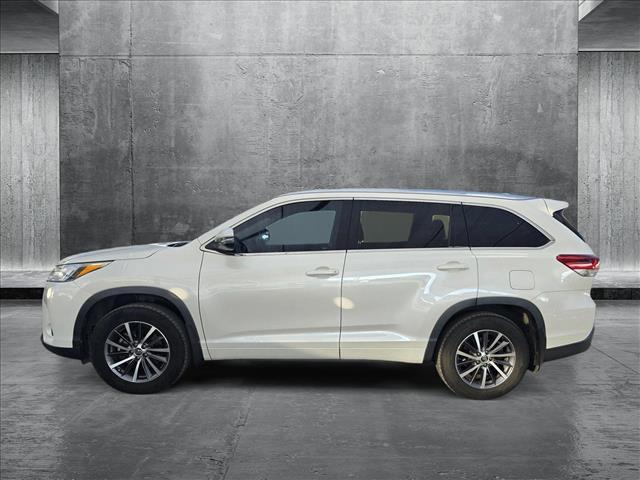 used 2017 Toyota Highlander car, priced at $22,495