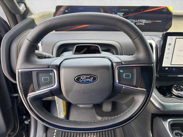 new 2025 Ford Expedition car, priced at $79,382