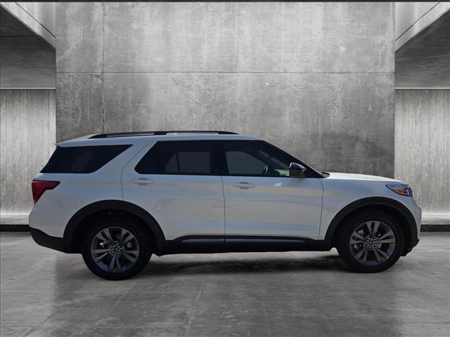 new 2024 Ford Explorer car, priced at $42,851