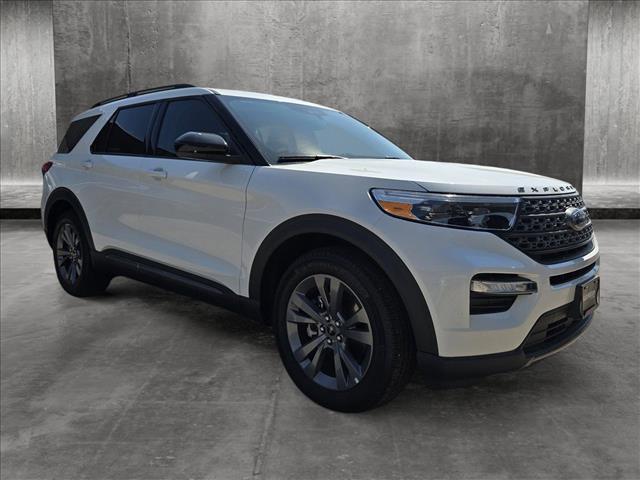 new 2024 Ford Explorer car, priced at $42,851