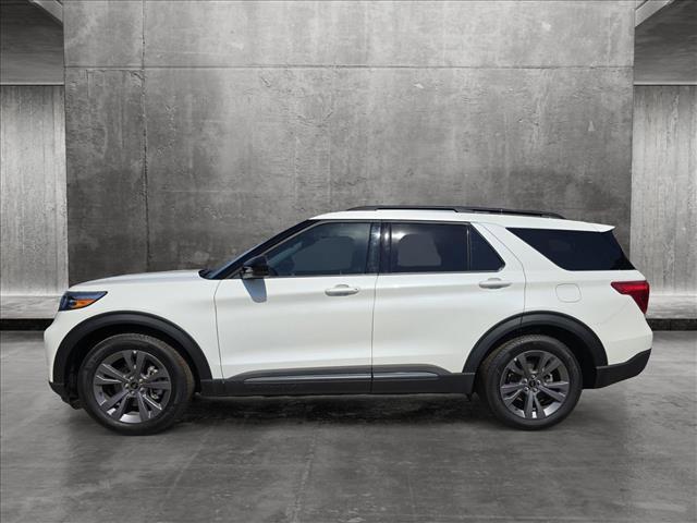 new 2024 Ford Explorer car, priced at $42,851