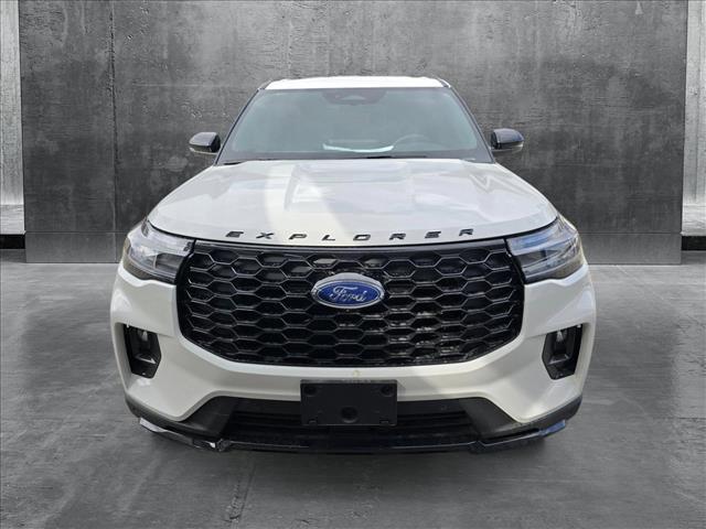 new 2025 Ford Explorer car, priced at $39,653