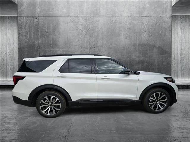 new 2025 Ford Explorer car, priced at $39,653