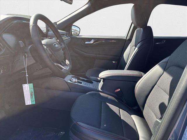 new 2025 Ford Escape car, priced at $25,999