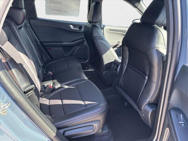 new 2025 Ford Escape car, priced at $25,999