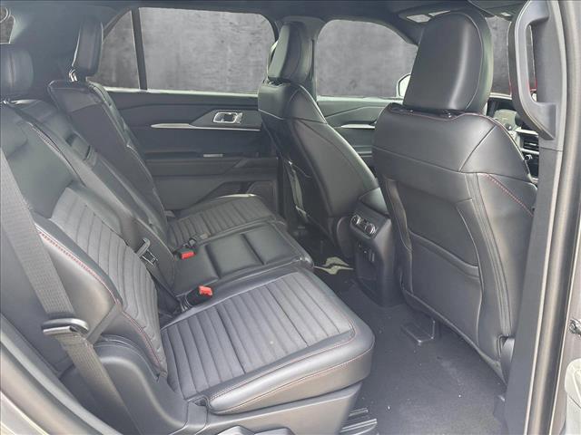 new 2025 Ford Explorer car, priced at $40,103