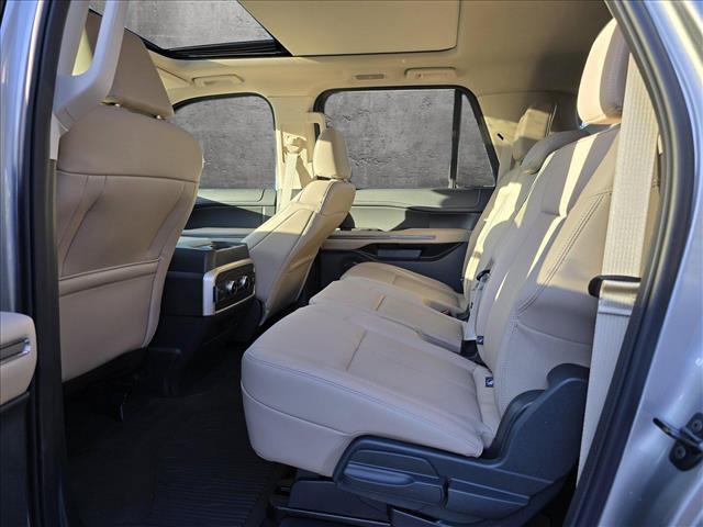 new 2024 Ford Expedition car, priced at $59,683