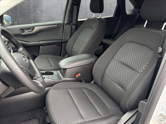 new 2025 Ford Escape car, priced at $25,577