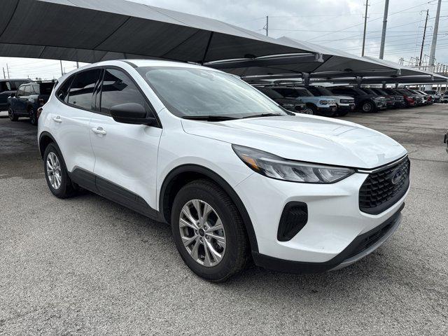 new 2025 Ford Escape car, priced at $25,577