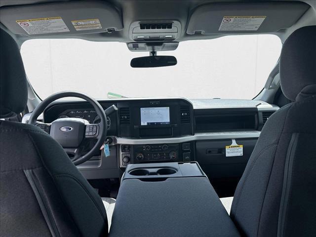 new 2025 Ford F-250 car, priced at $62,442