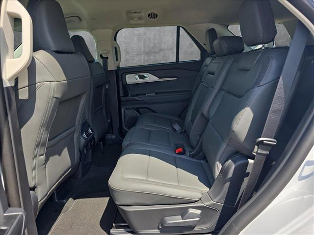 new 2025 Ford Explorer car, priced at $39,778