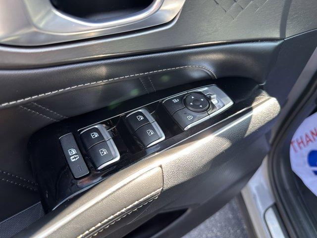 used 2022 Kia Sorento car, priced at $27,880