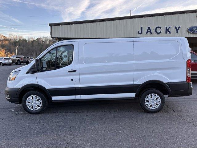 new 2024 Ford Transit-250 car