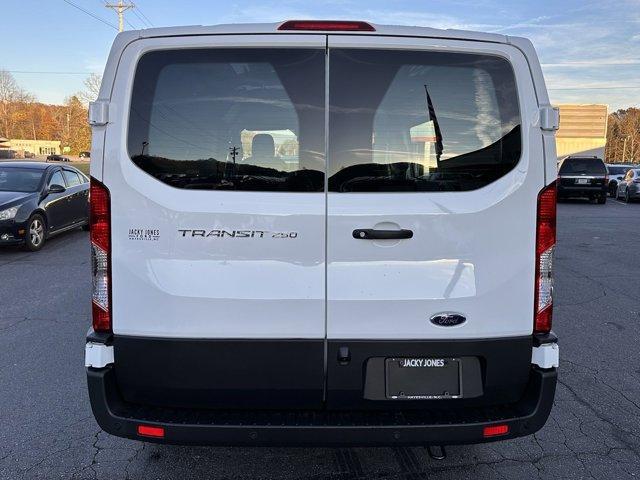 new 2024 Ford Transit-250 car