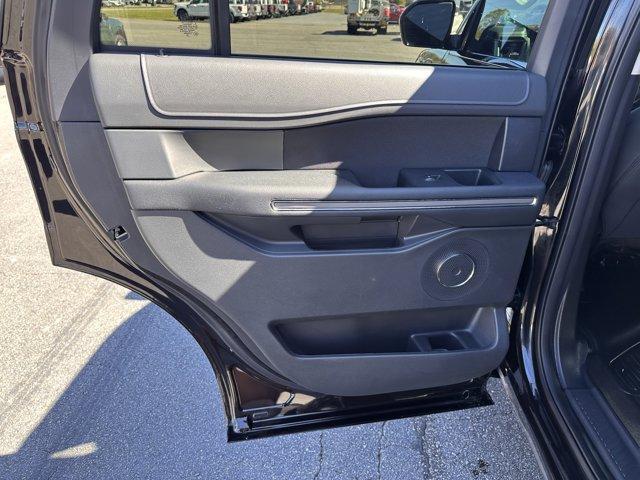 used 2024 Ford Expedition car, priced at $48,288