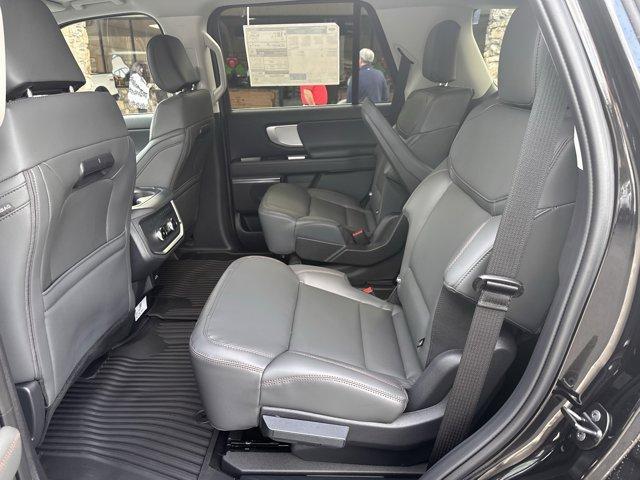 new 2025 Ford Expedition car, priced at $70,780