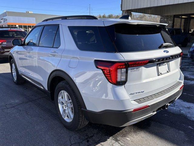 new 2025 Ford Explorer car