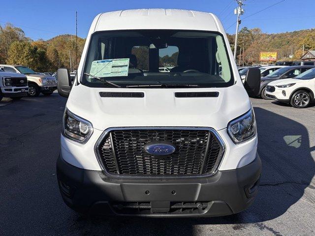 new 2024 Ford Transit-250 car