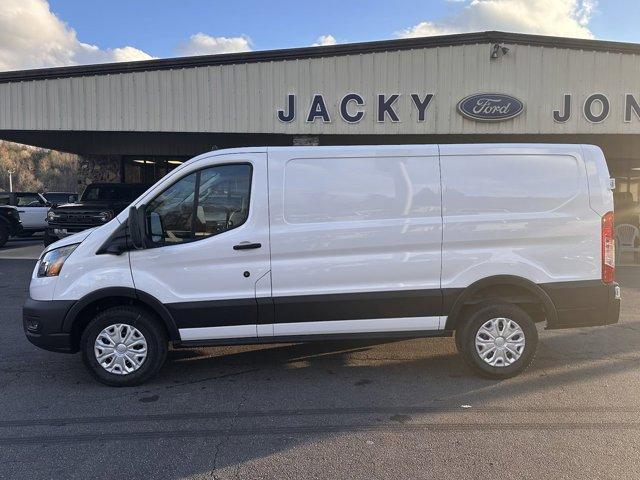 new 2024 Ford Transit-250 car