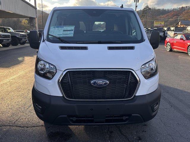 new 2024 Ford Transit-250 car