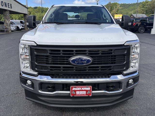 new 2025 Ford F-250 car, priced at $67,700