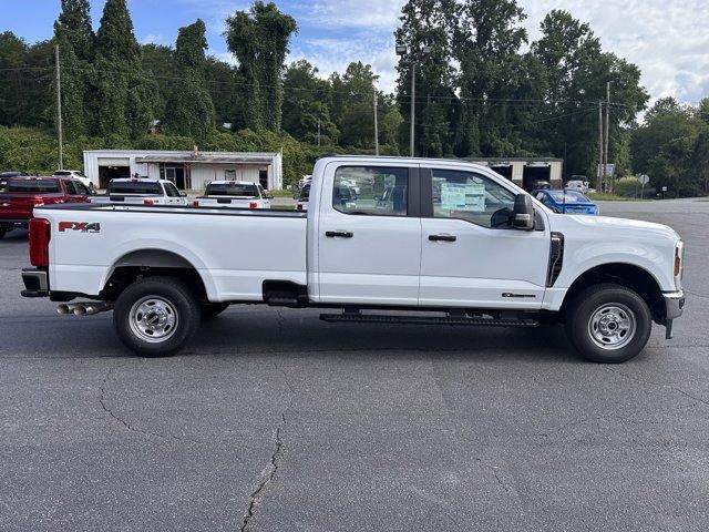 new 2025 Ford F-250 car, priced at $67,700